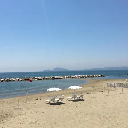 Spiaggia 350mt Panoramica Aria Cond Internet Terrazza 2camere 2bagni Formia